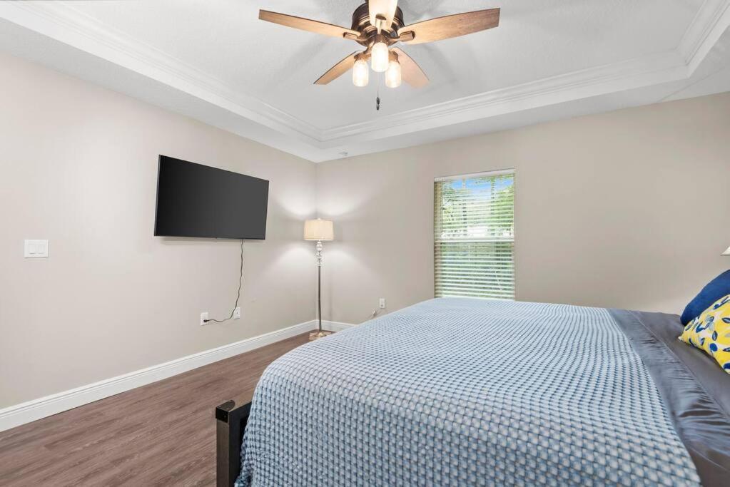 Pet-Friendly, Heated Pool, Close To Everything 3 Bedroom Home ดันเนลลอน ภายนอก รูปภาพ